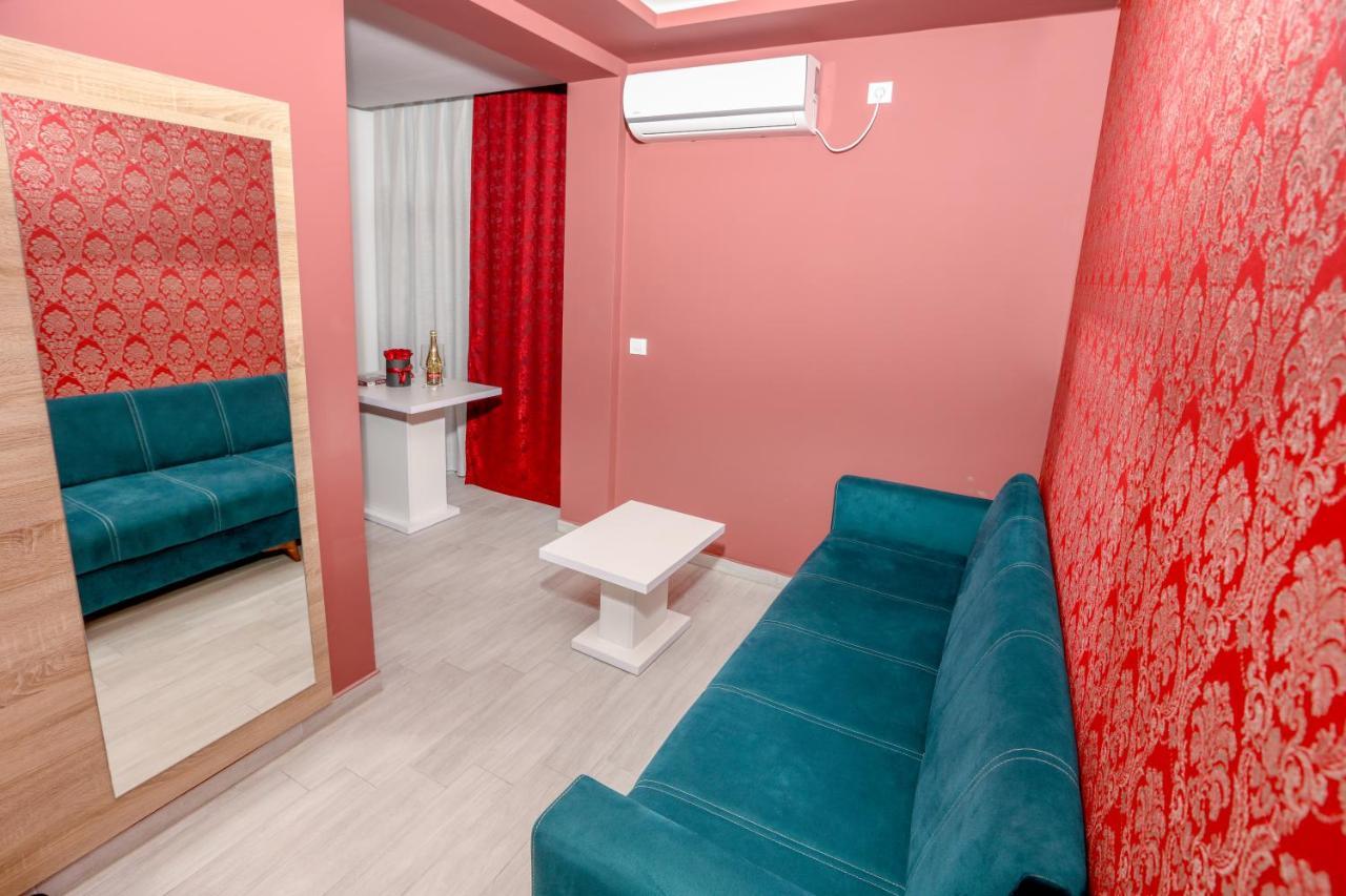 Hotel Sonoma Kosovo Polje Exterior photo